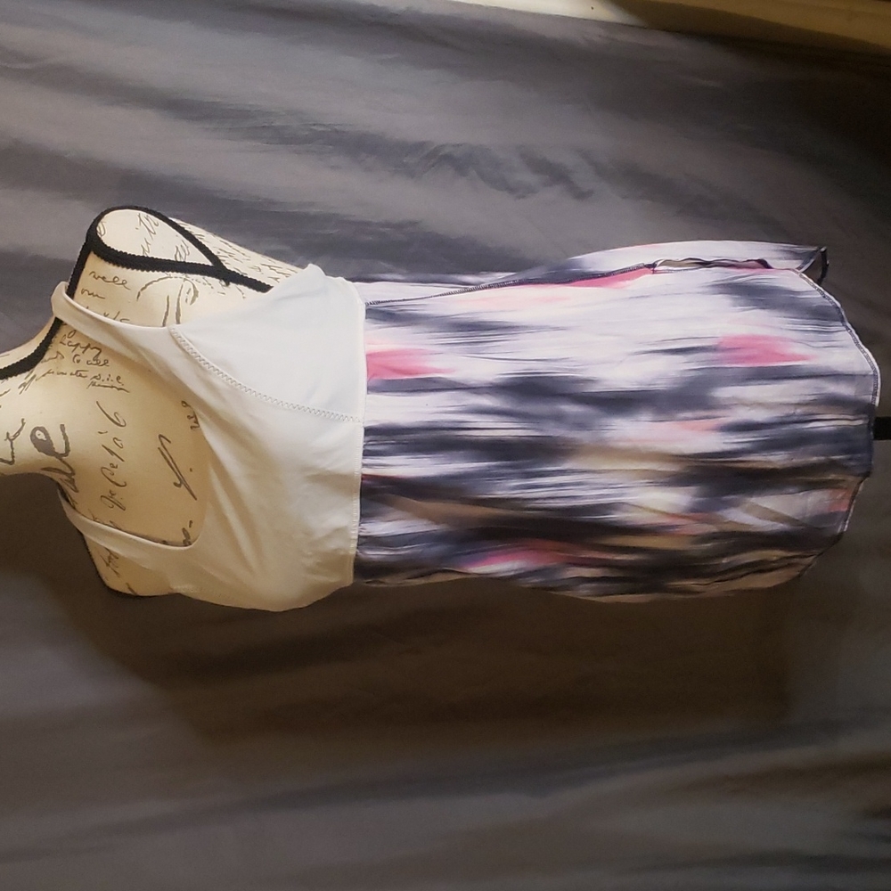 Lululemon tanktop built in bra size 12